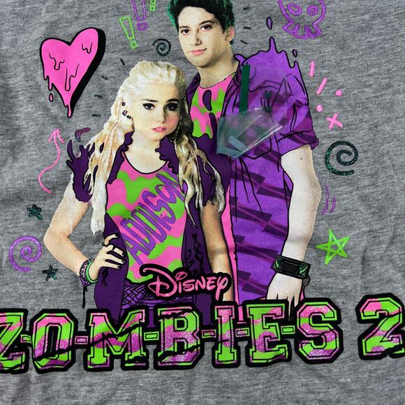 Disney Zombies 2 Girls' Gray Long Sleeve Graphic T-Shirt - Size Medium - NWT - Picture 3 of 6